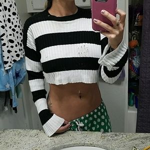 Black and white Striped crop top